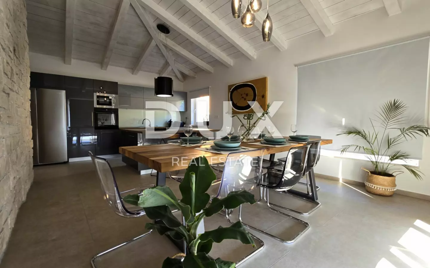 4-bedroom Villa In Jadranovo, Croatia (200 M²)