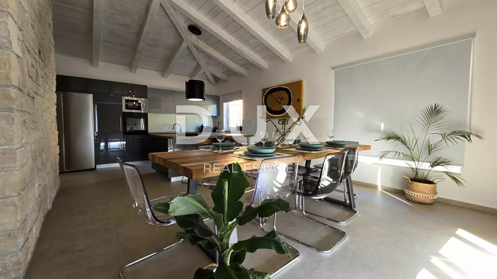 4-bedroom Villa In Jadranovo, Croatia (200 M²)