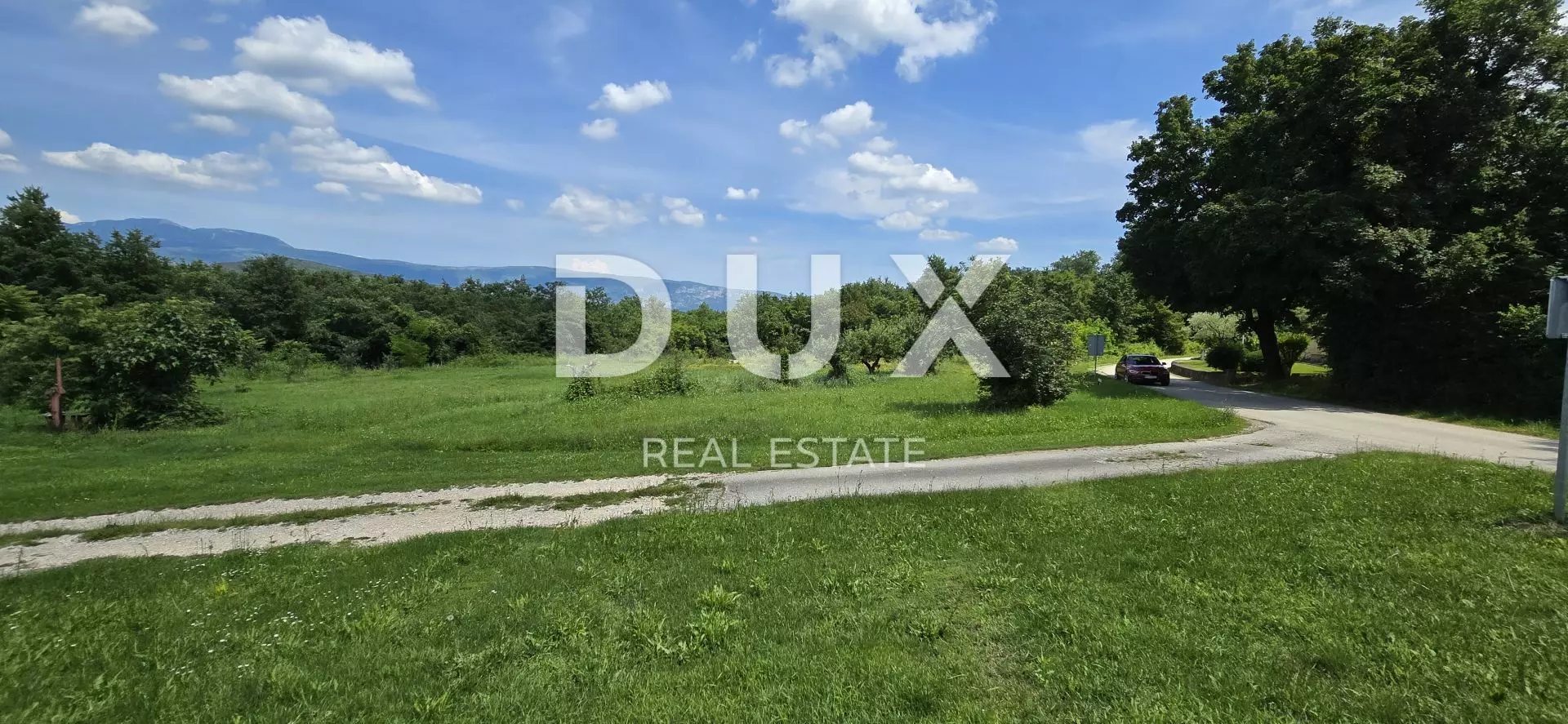 Land In Pićan, Croatia (766 M²)