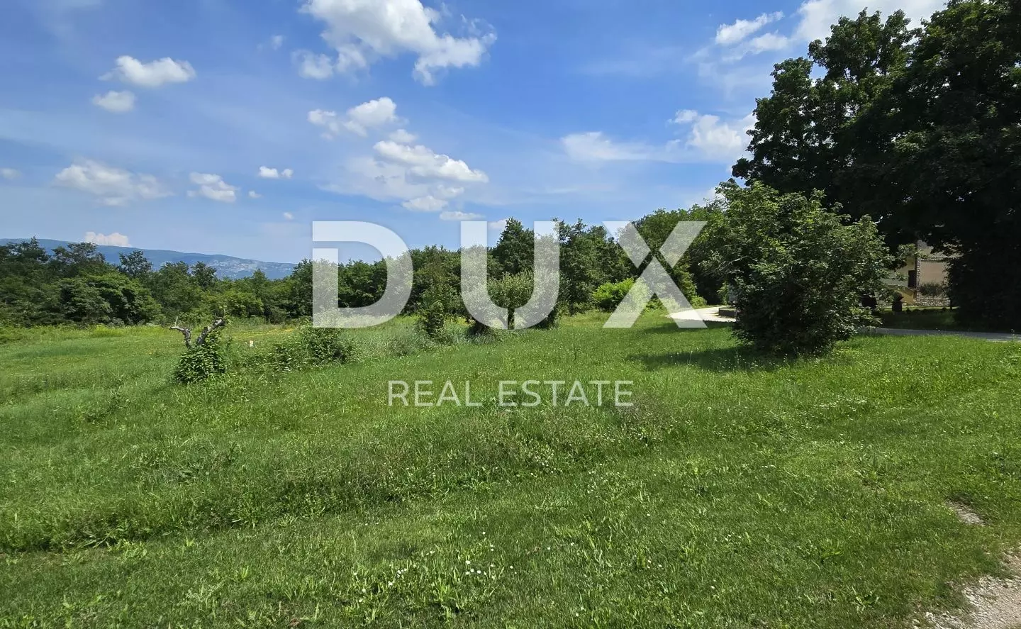 Land In Pićan, Croatia (766 M²)