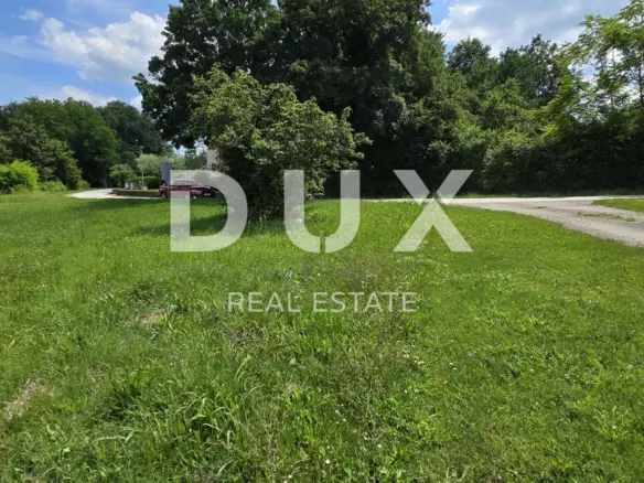 Land In Pićan, Croatia (766 M²)