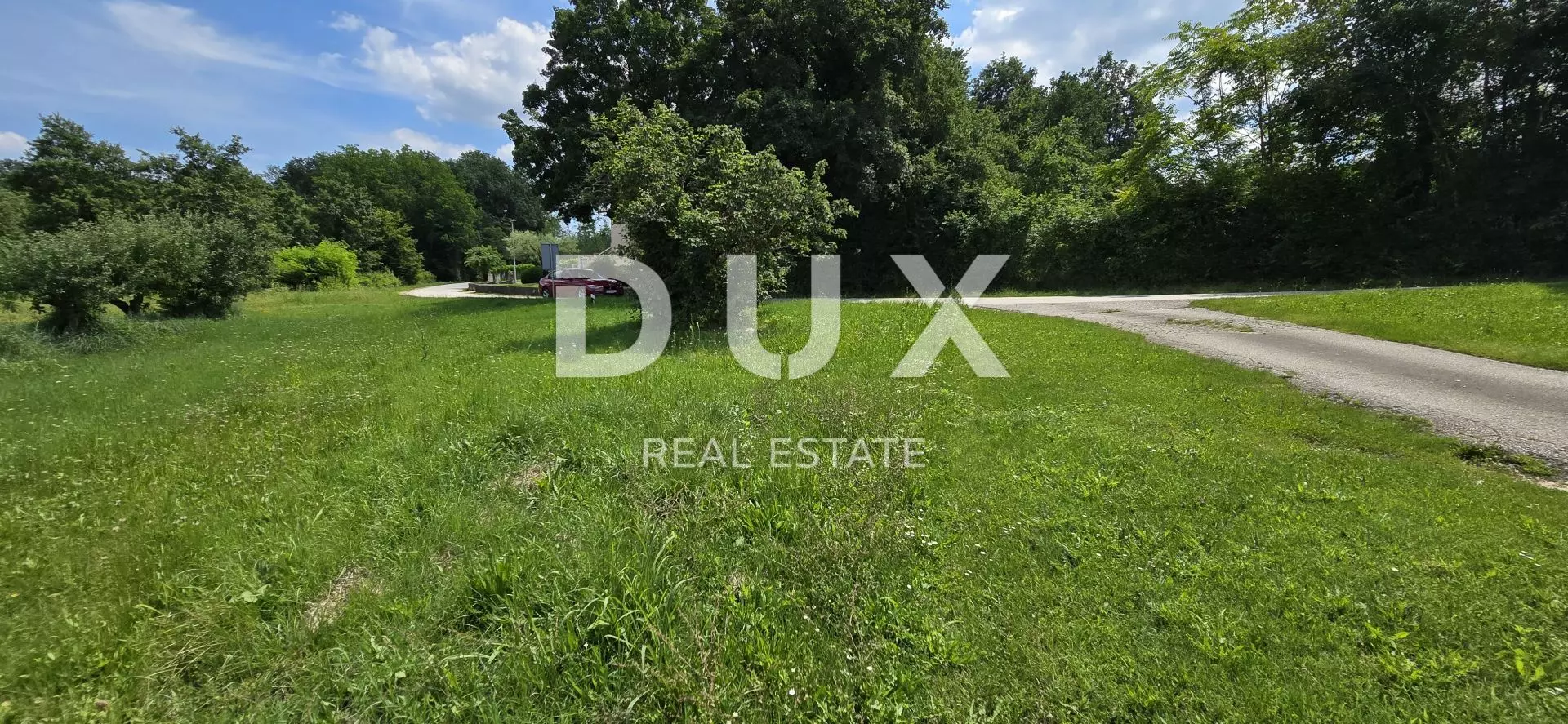Land In Pićan, Croatia (766 M²)