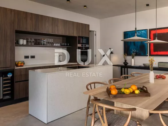 4-bedroom Detached House In Pag, Croatia (295 M²)