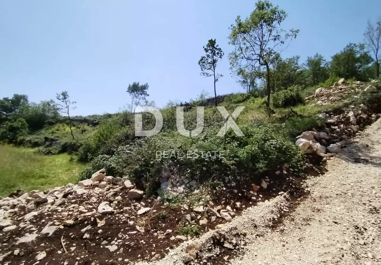 Land In Plomin, Croatia (547 M²)