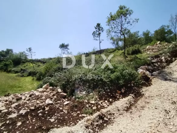 Land In Plomin, Croatia (547 M²)