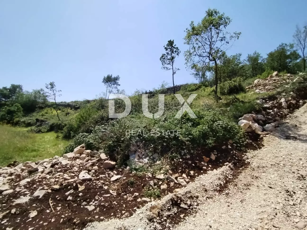 Land In Plomin, Croatia (547 M²)