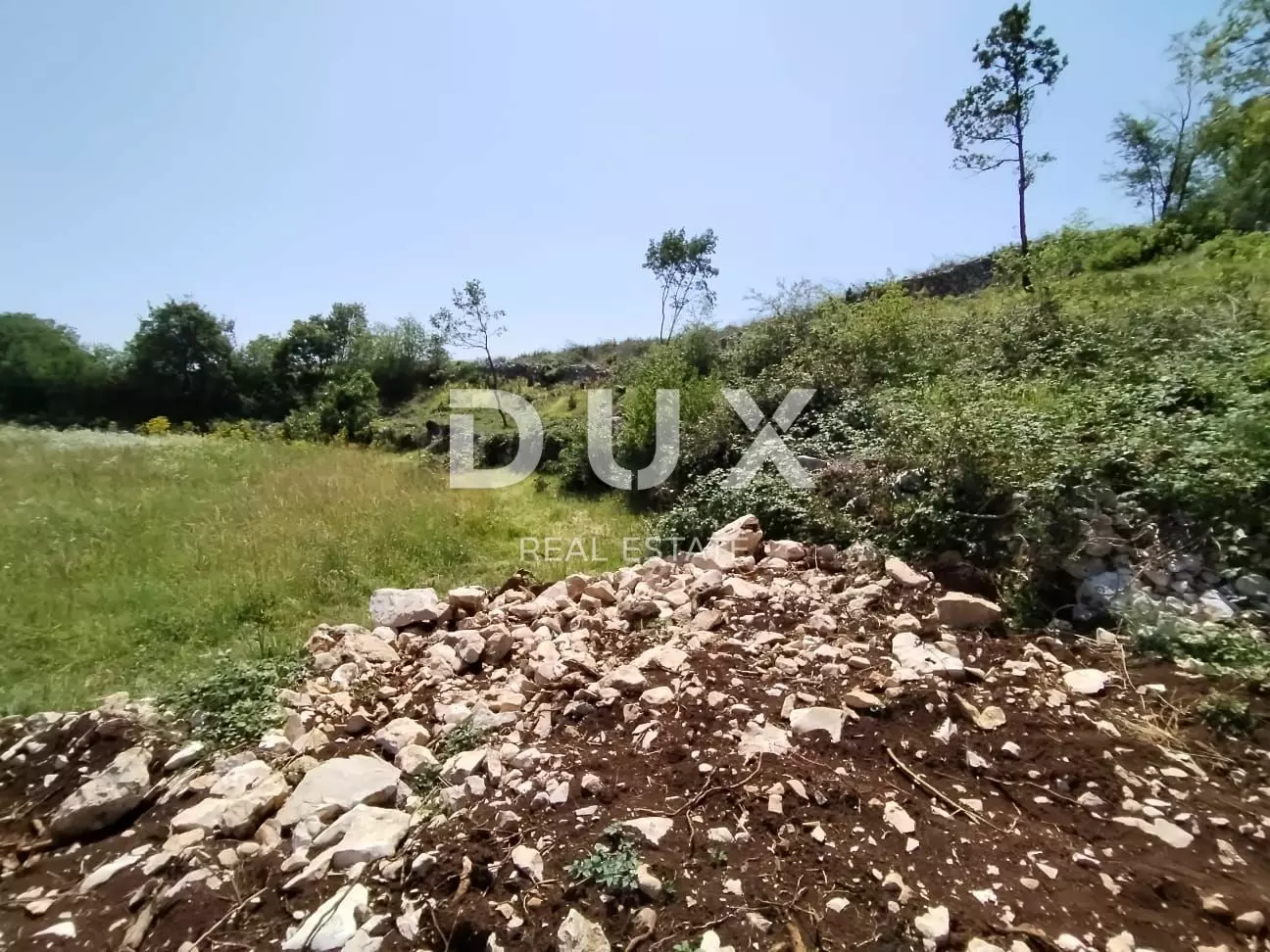Land In Plomin, Croatia (547 M²)