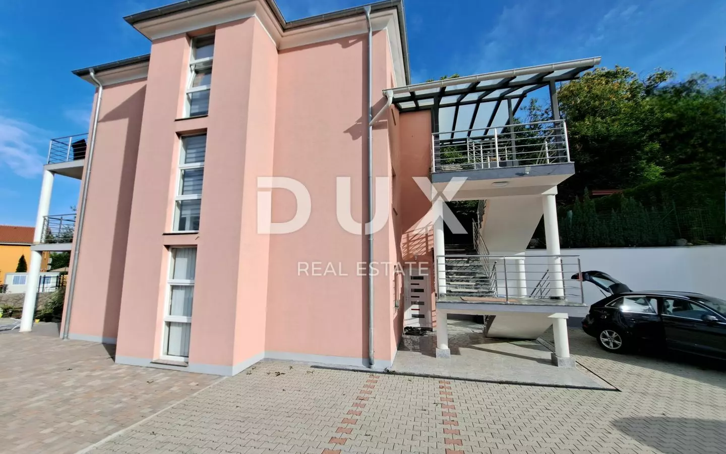 5-bedroom Detached House In Oprić, Croatia (300 M²)