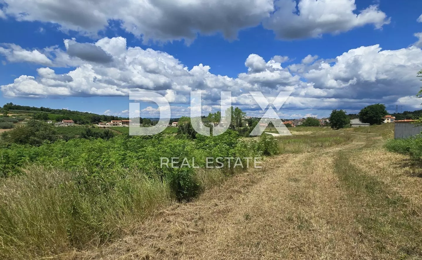 Land In Vižinada, Croatia (1.485 M²)
