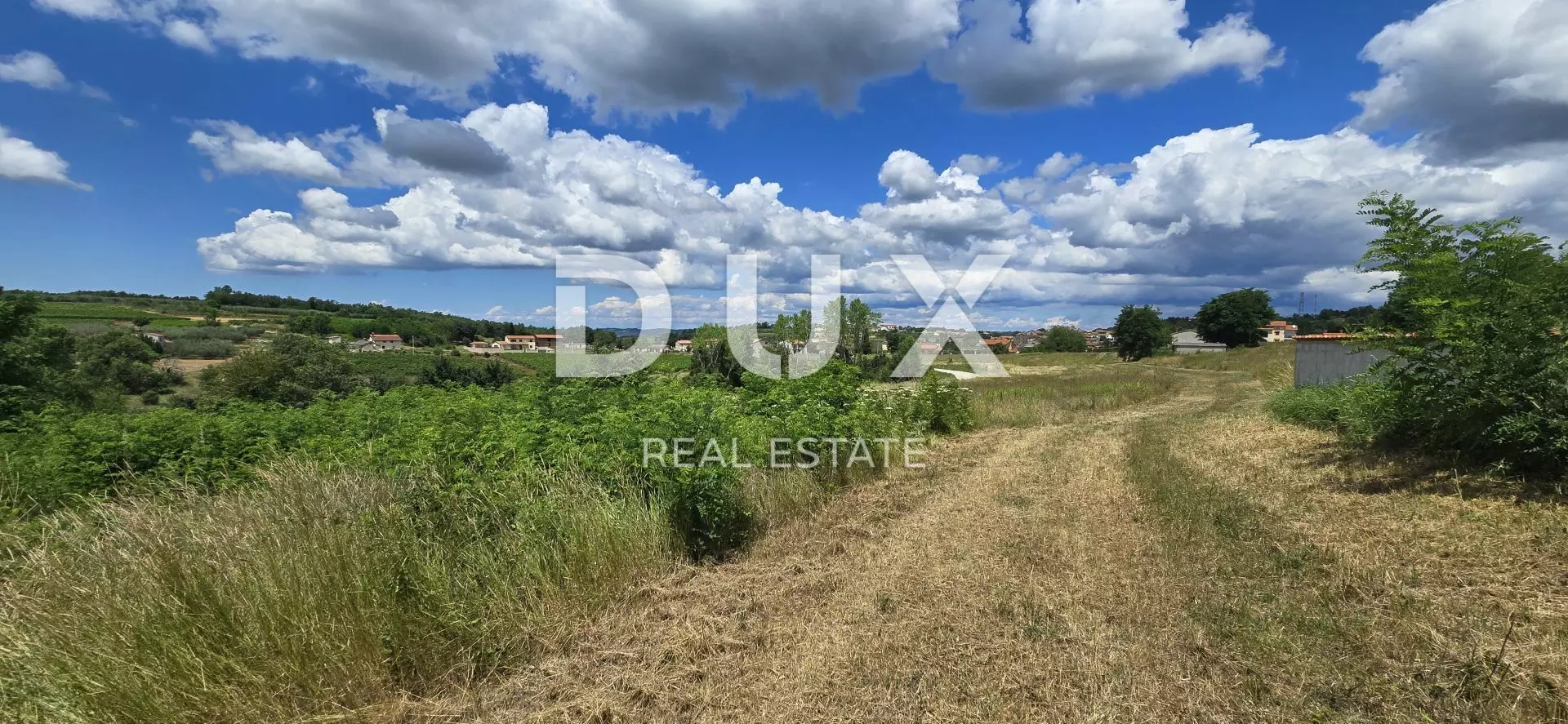 Land In Vižinada, Croatia (1.485 M²)