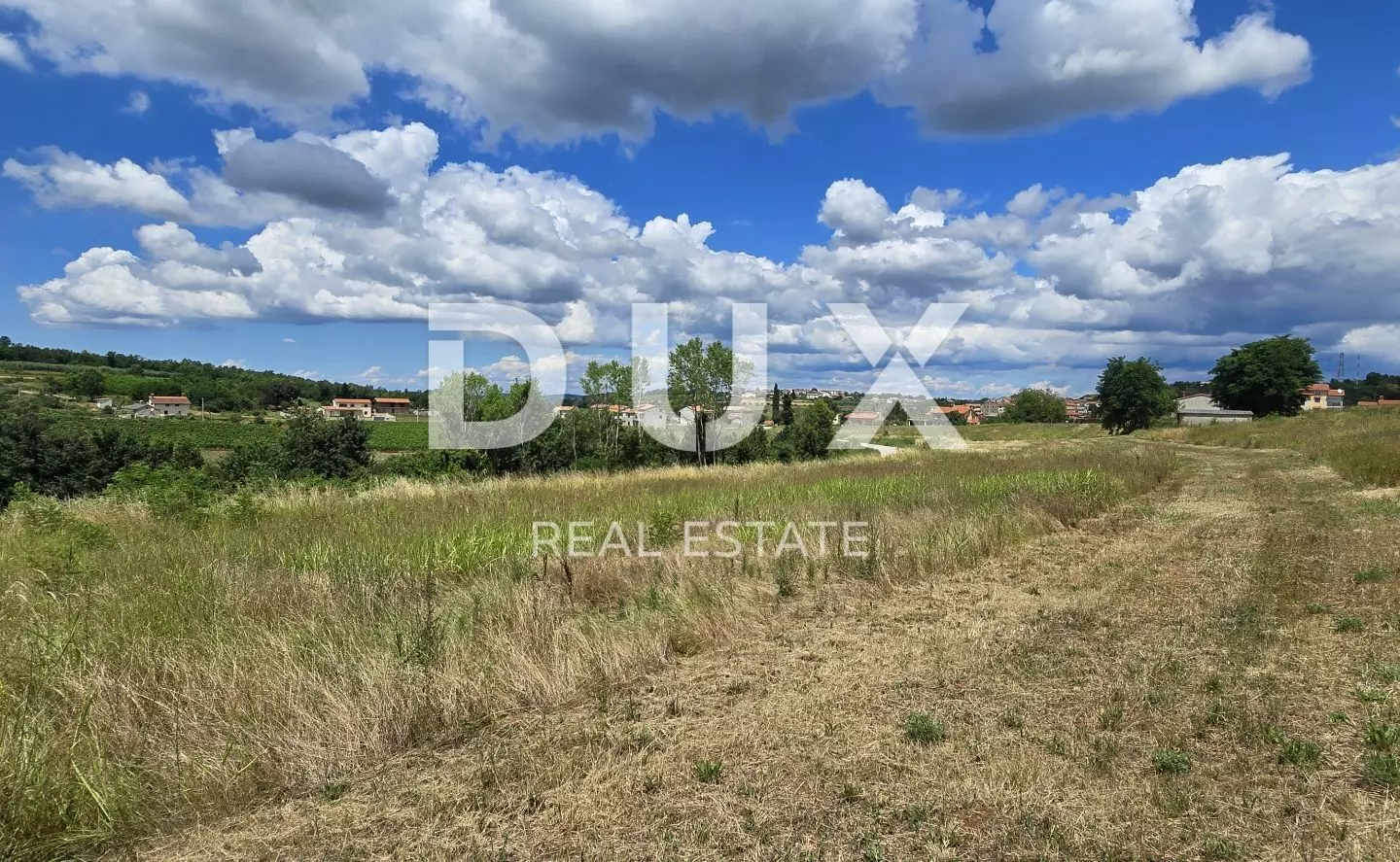 Land In Vižinada, Croatia (1.485 M²)