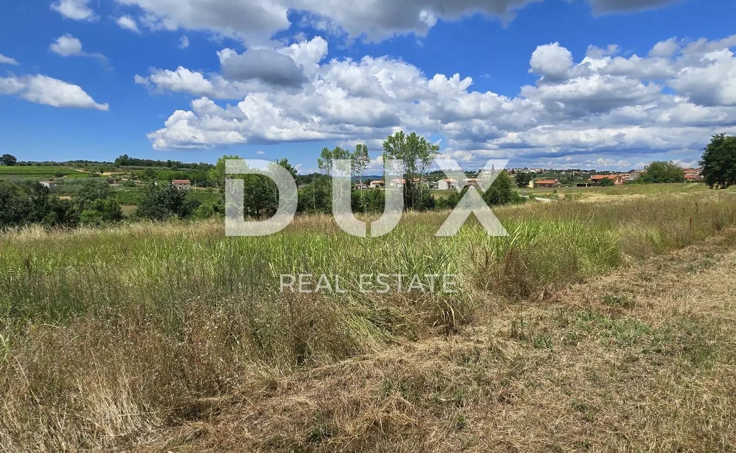 Land In Vižinada, Croatia (1.485 M²)