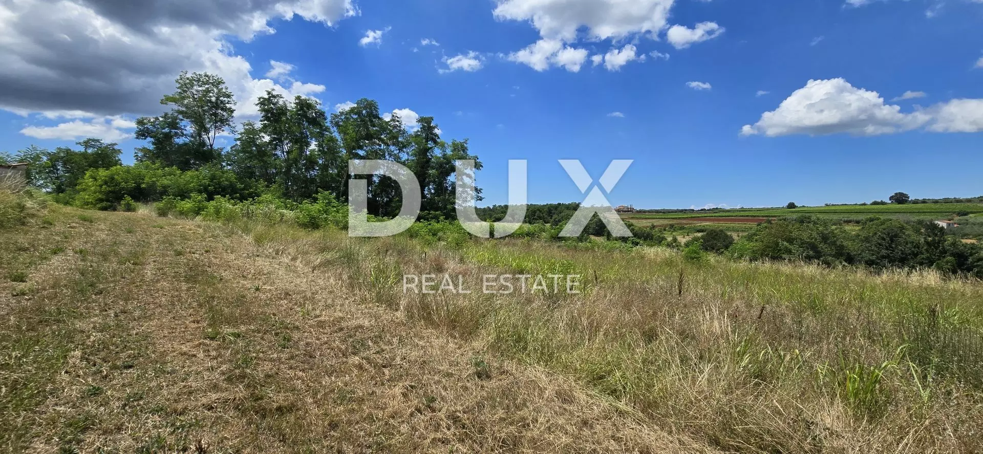 Land In Vižinada, Croatia (735 M²)