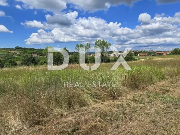 Land In Vižinada, Croatia (735 M²)