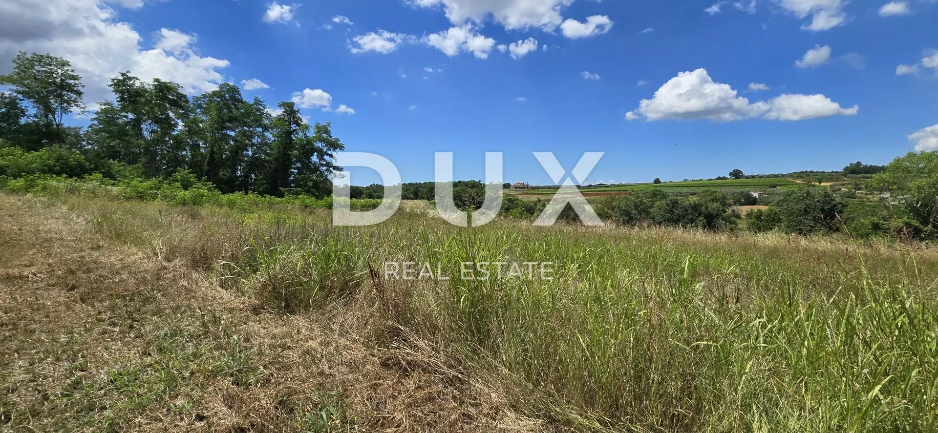 Land In Vižinada, Croatia (735 M²)