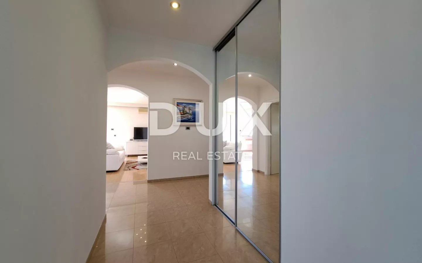 4-bedroom Apartment In Ičići, Croatia (173 M²)