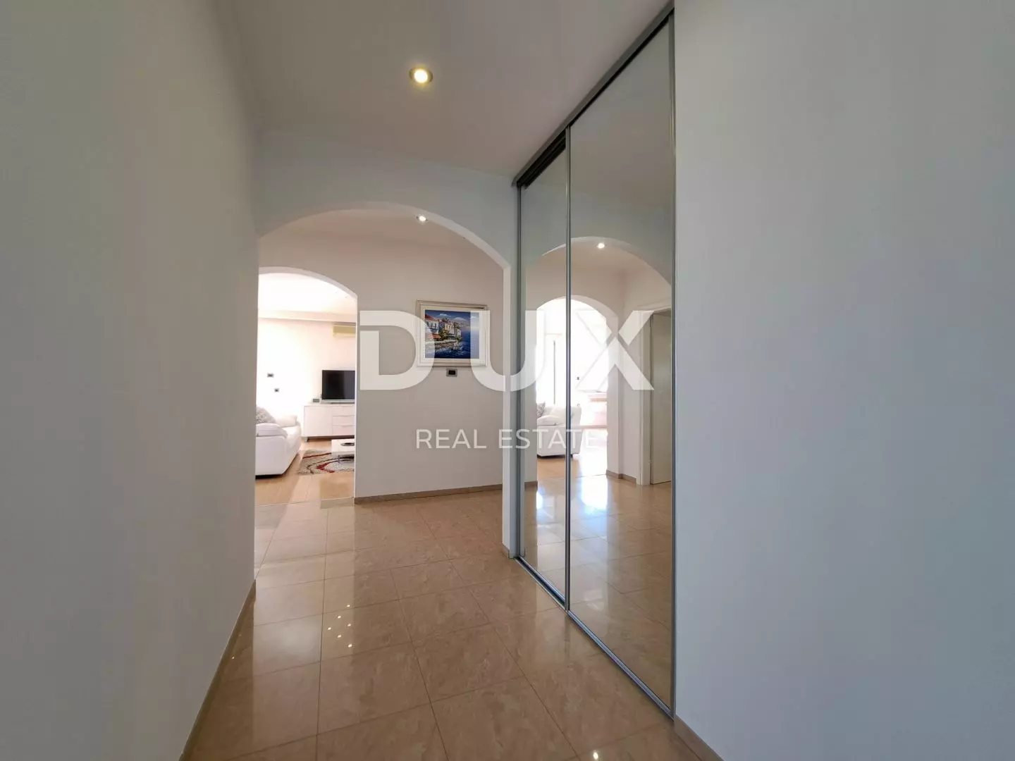 4-bedroom Apartment In Ičići, Croatia (173 M²)
