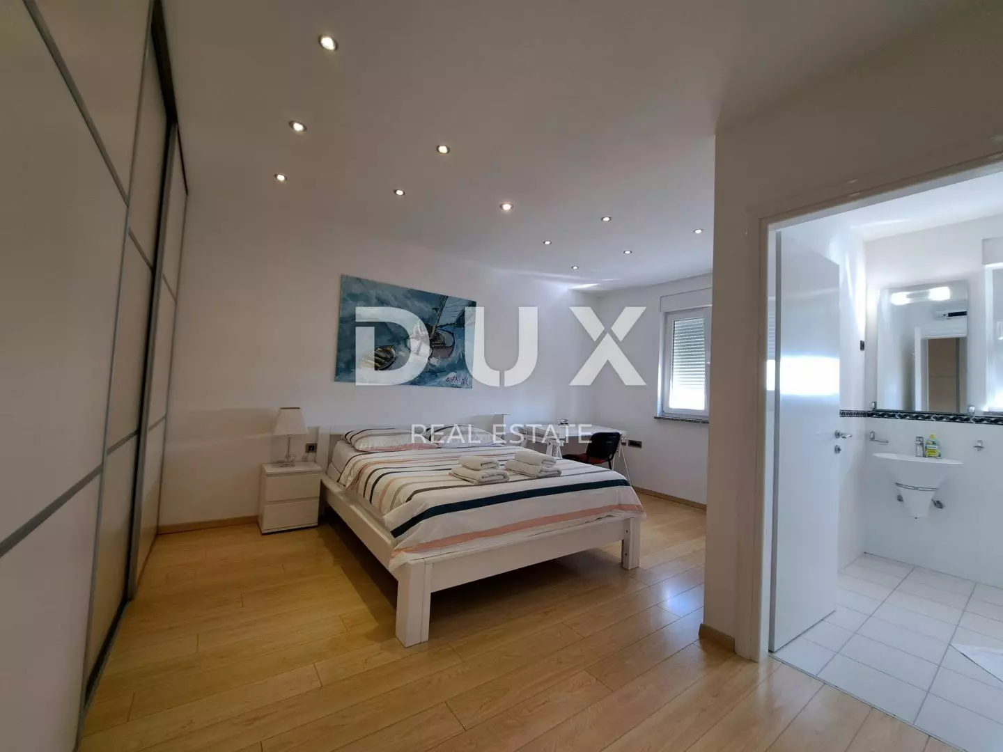 4-bedroom Apartment In Ičići, Croatia (173 M²)