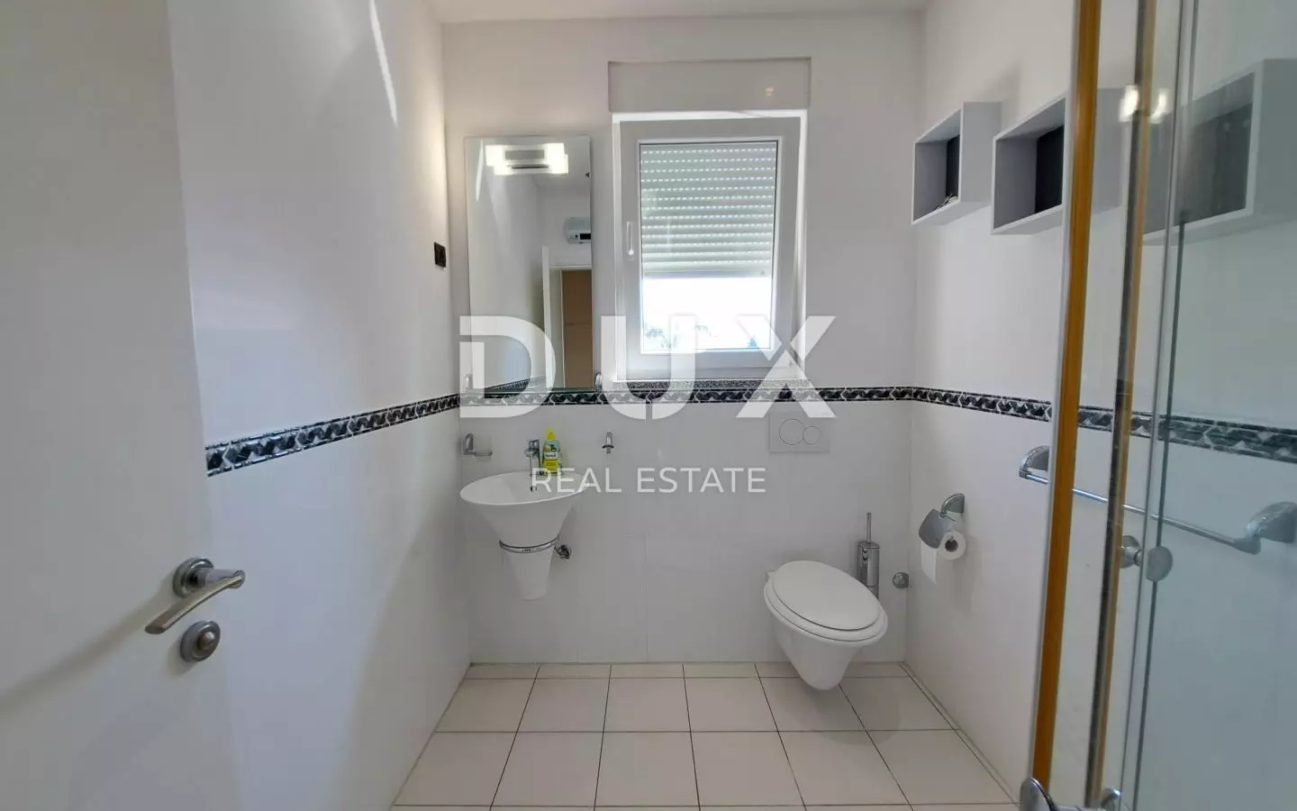 4-bedroom Apartment In Ičići, Croatia (173 M²)