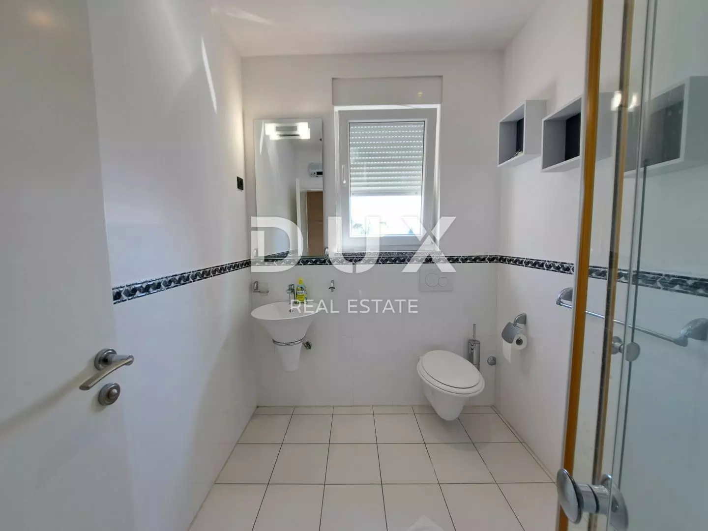 4-bedroom Apartment In Ičići, Croatia (173 M²)