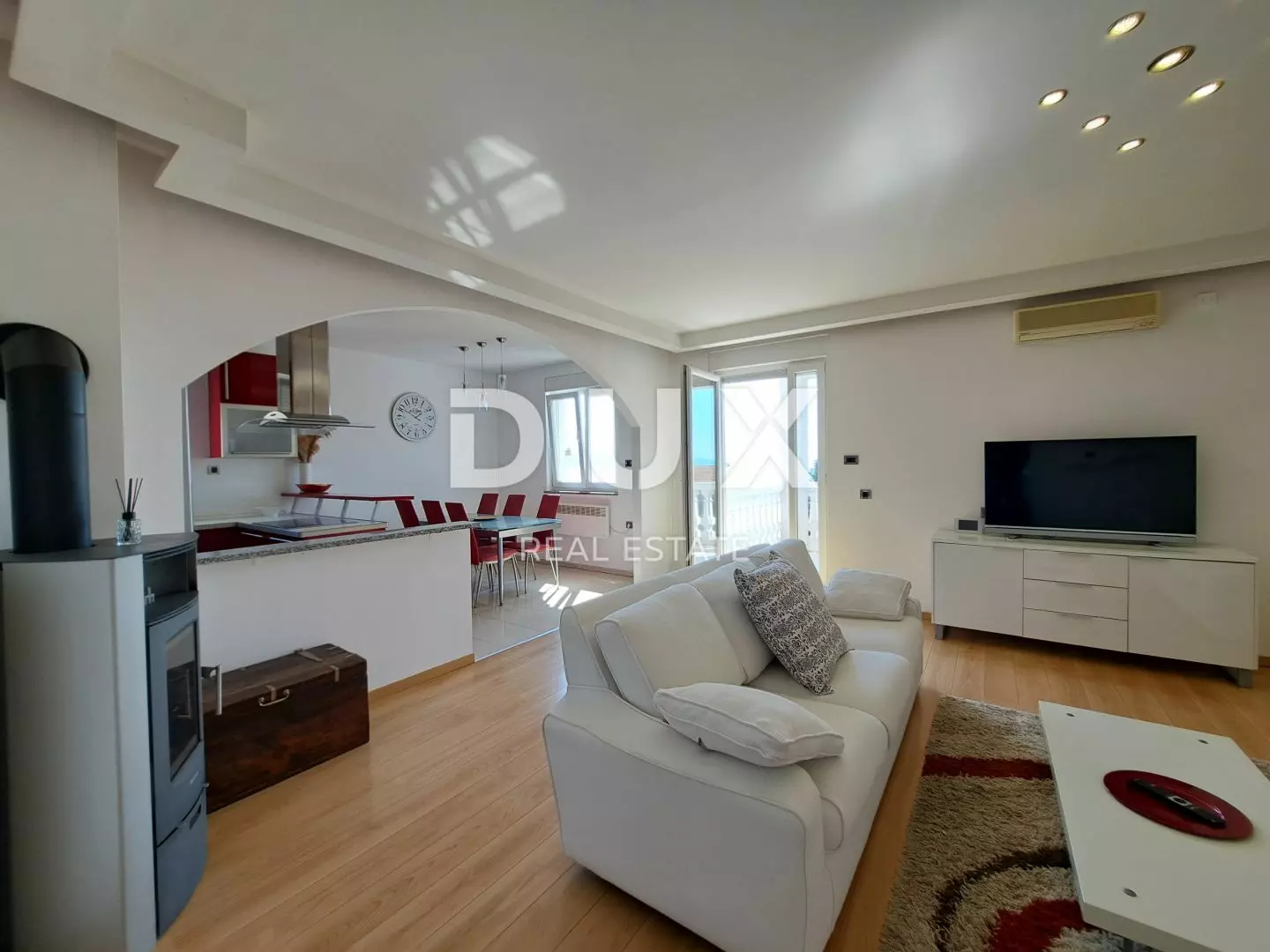 4-bedroom Apartment In Ičići, Croatia (173 M²)