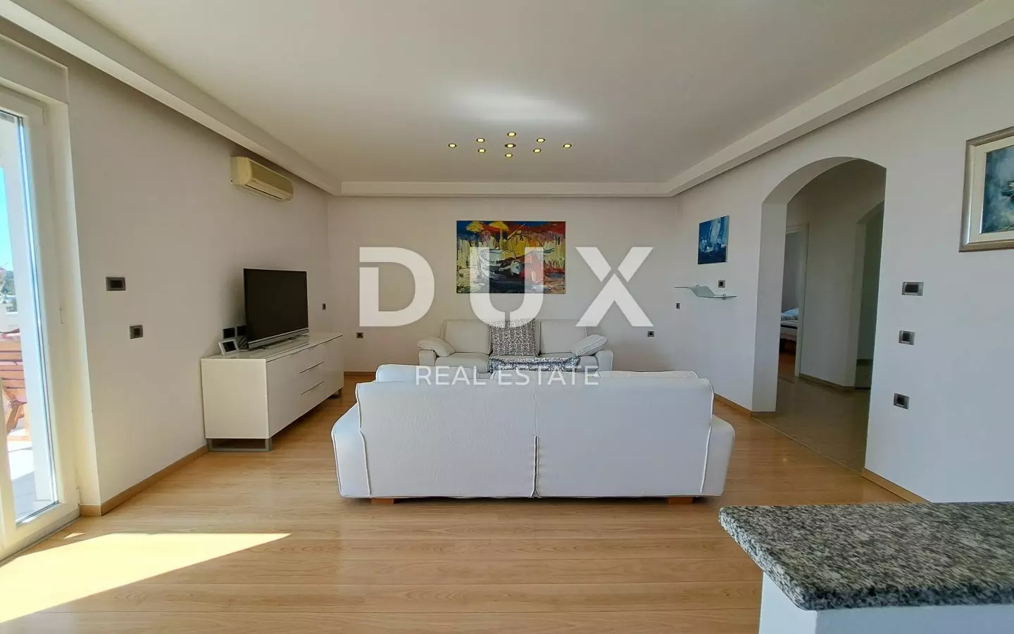 4-bedroom Apartment In Ičići, Croatia (173 M²)