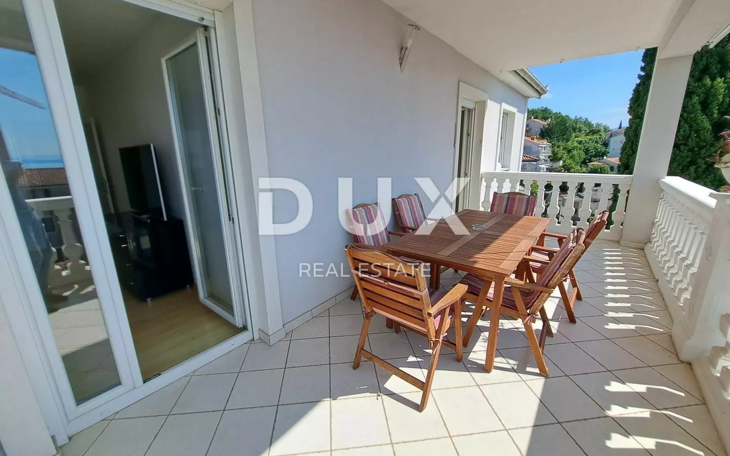 4-bedroom Apartment In Ičići, Croatia (173 M²)
