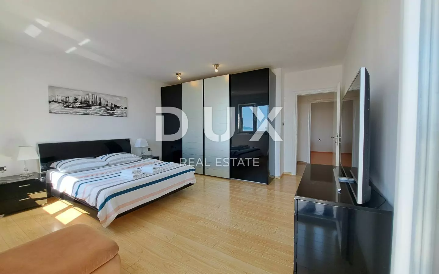 4-bedroom Apartment In Ičići, Croatia (173 M²)