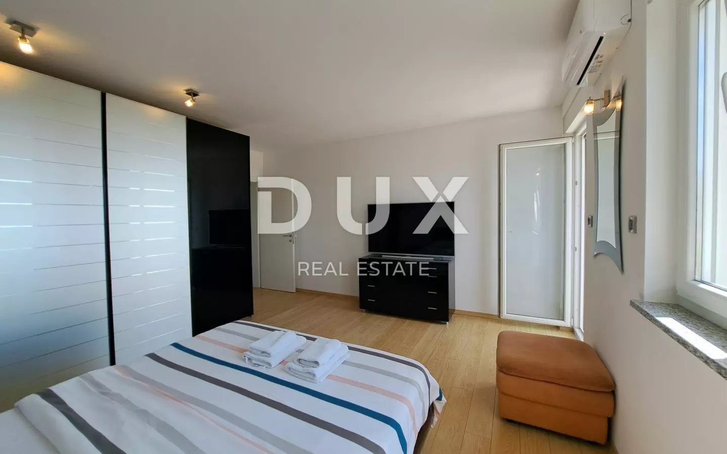 4-bedroom Apartment In Ičići, Croatia (173 M²)