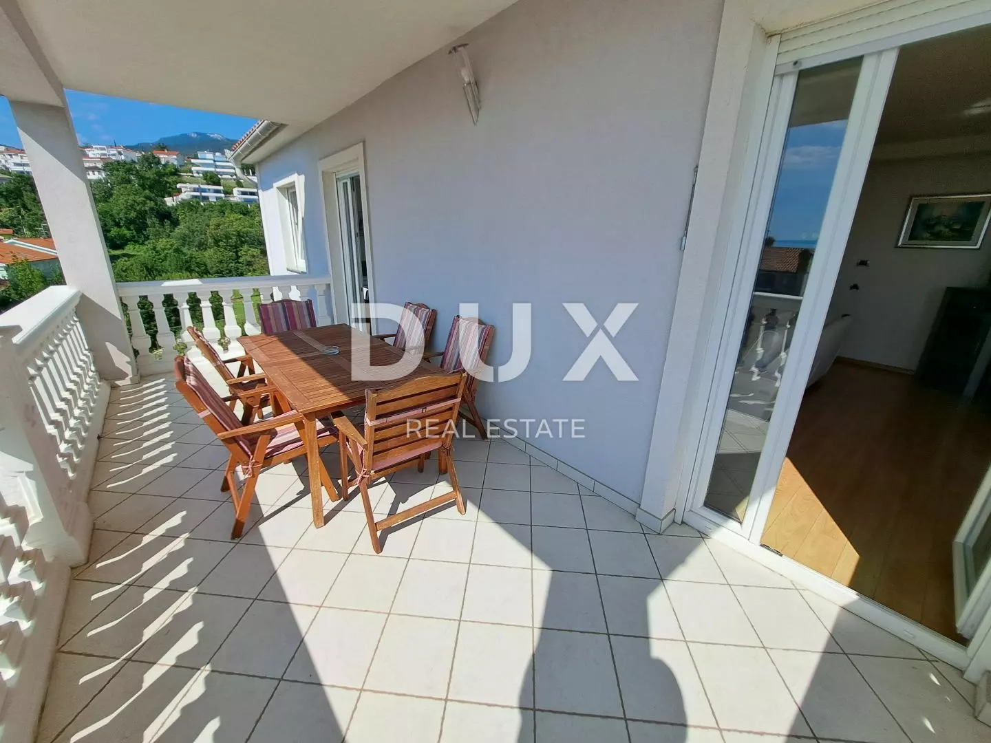 4-bedroom Apartment In Ičići, Croatia (173 M²)