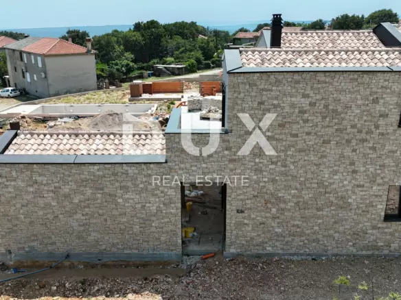 4-bedroom Villa In Garica, Croatia (227 M²)