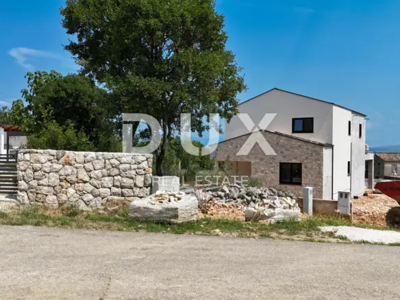 4-bedroom Villa In Garica, Croatia (227 M²)