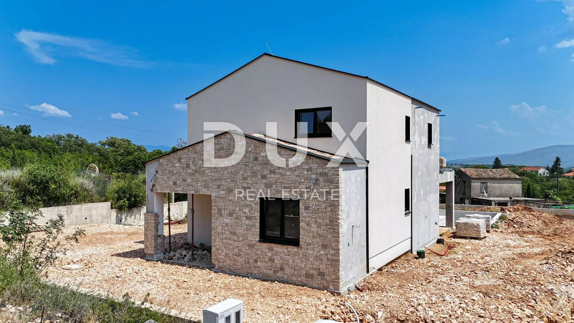 4-bedroom Villa In Garica, Croatia (227 M²)