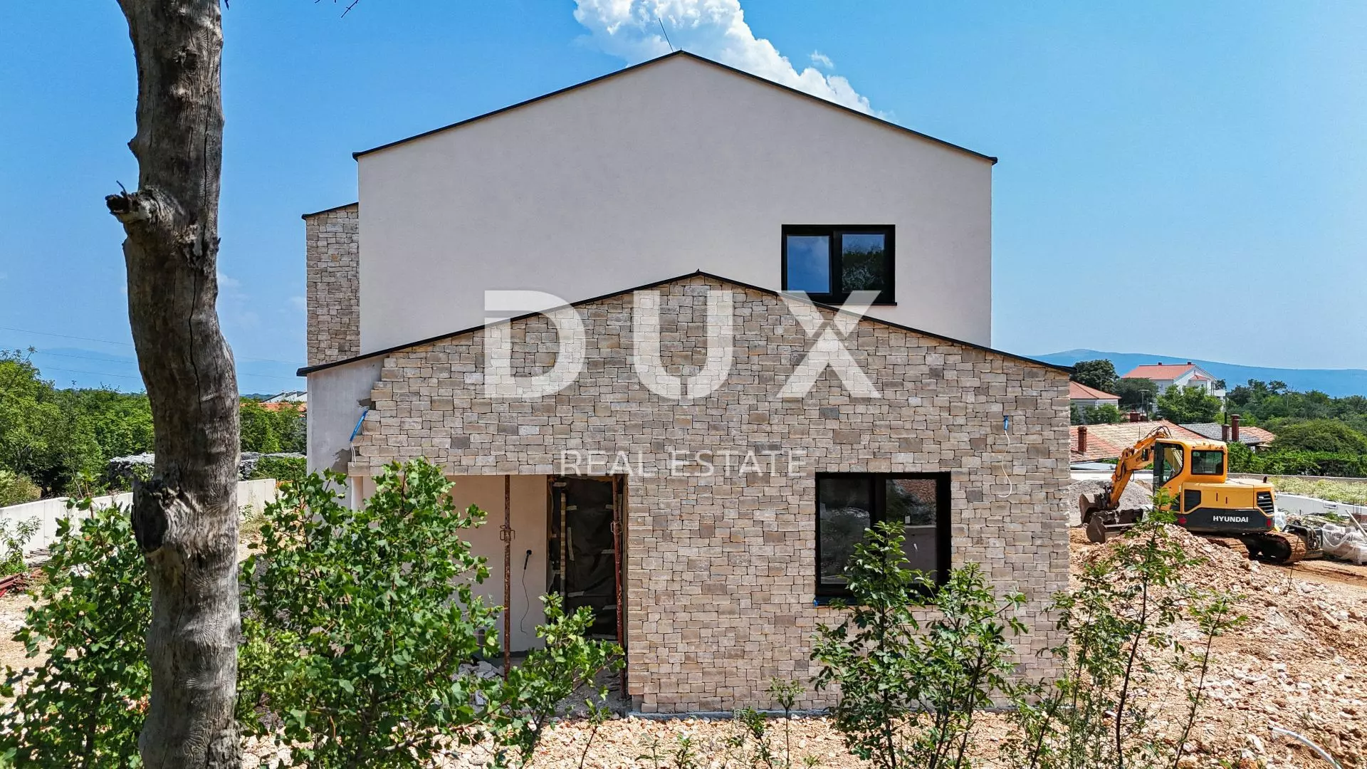 4-bedroom Villa In Garica, Croatia (227 M²)