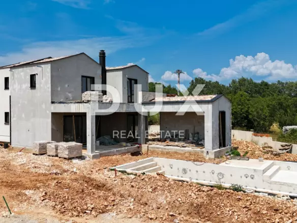 4-bedroom Villa In Garica, Croatia (227 M²)