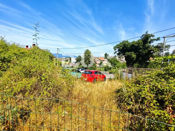 Land In Marinići, Croatia (1.650 M²)