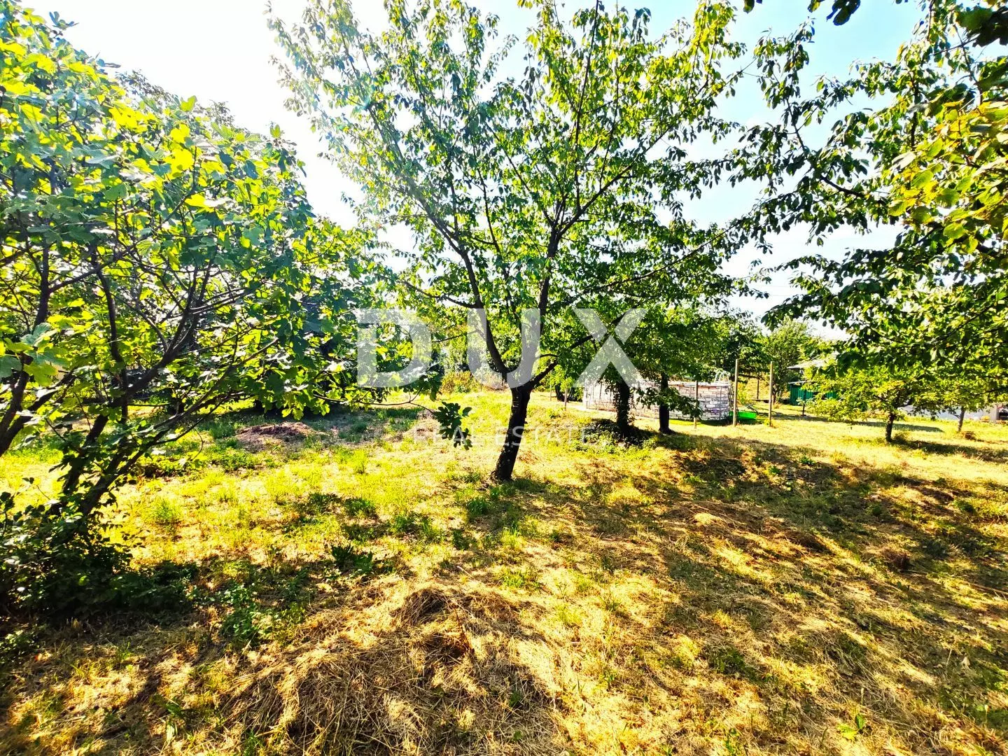 Land In Marinići, Croatia (1.650 M²)