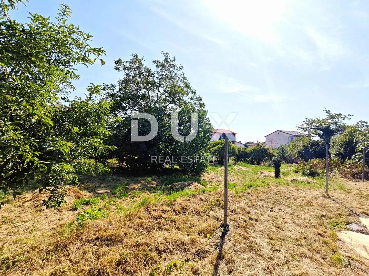 Land In Marinići, Croatia (1.650 M²)