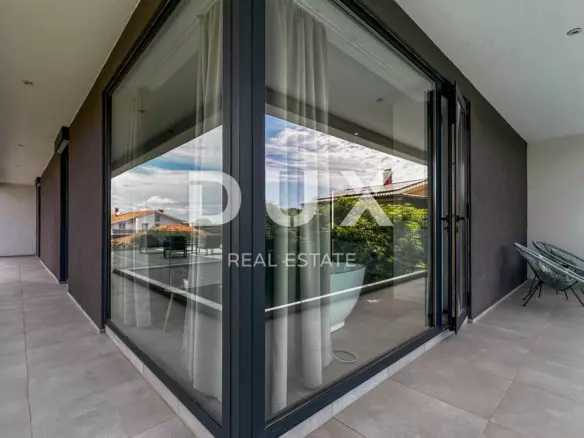4-bedroom Villa In Peroj, Croatia (282,89 M²)