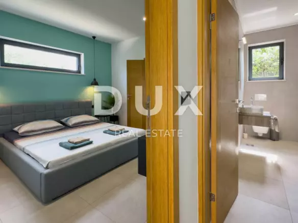 4-bedroom Villa In Peroj, Croatia (282,89 M²)