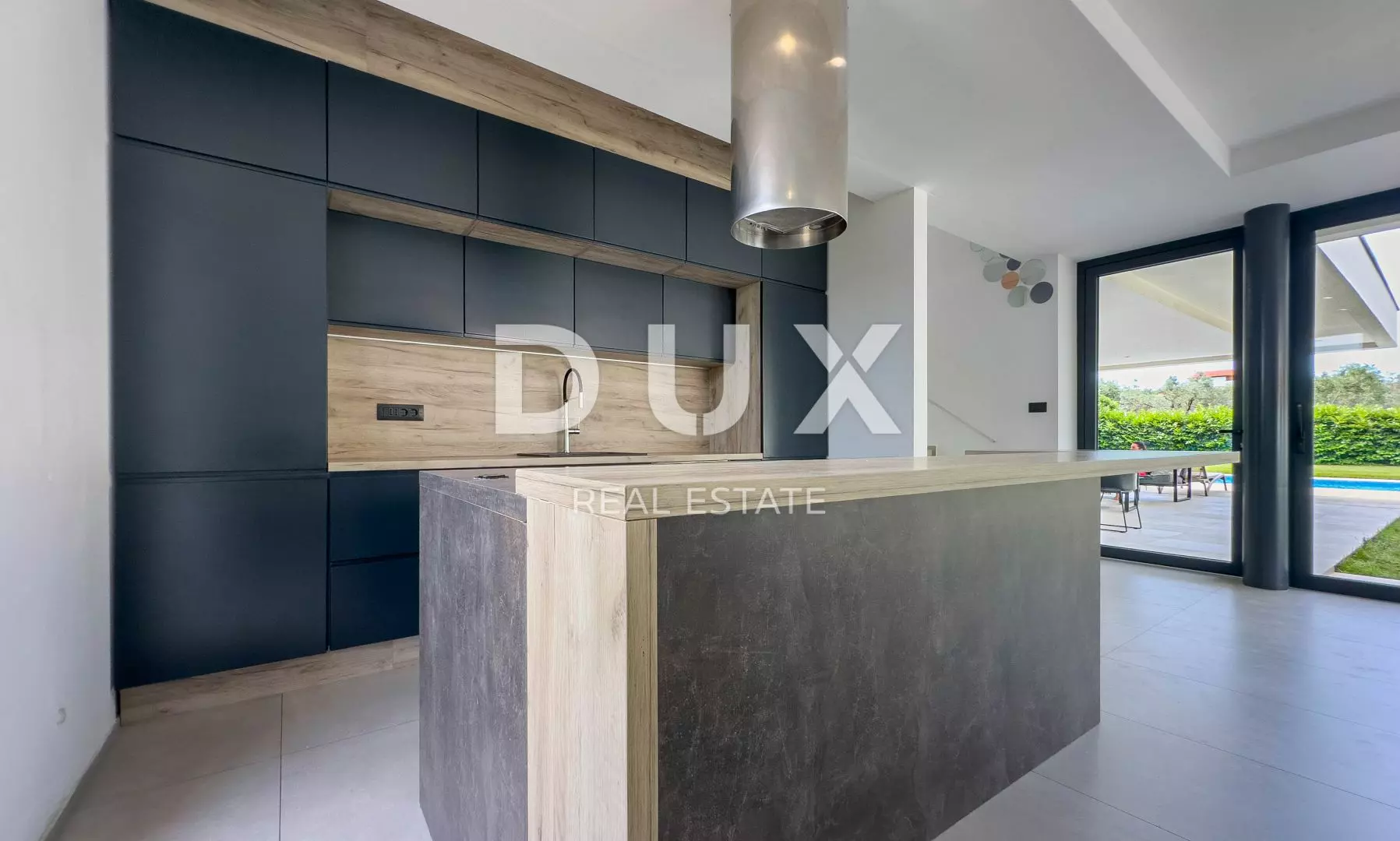 4-bedroom Villa In Peroj, Croatia (282,89 M²)