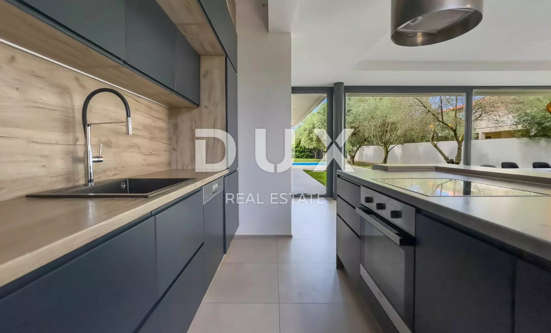 4-bedroom Villa In Peroj, Croatia (282,89 M²)