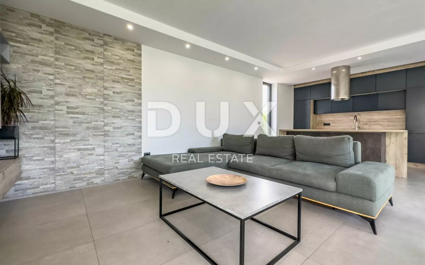 4-bedroom Villa In Peroj, Croatia (282,89 M²)