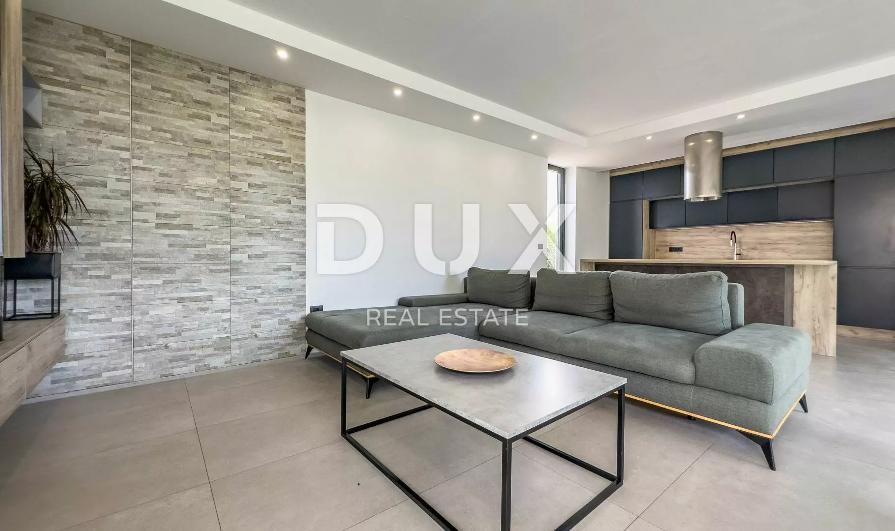 4-bedroom Villa In Peroj, Croatia (282,89 M²)