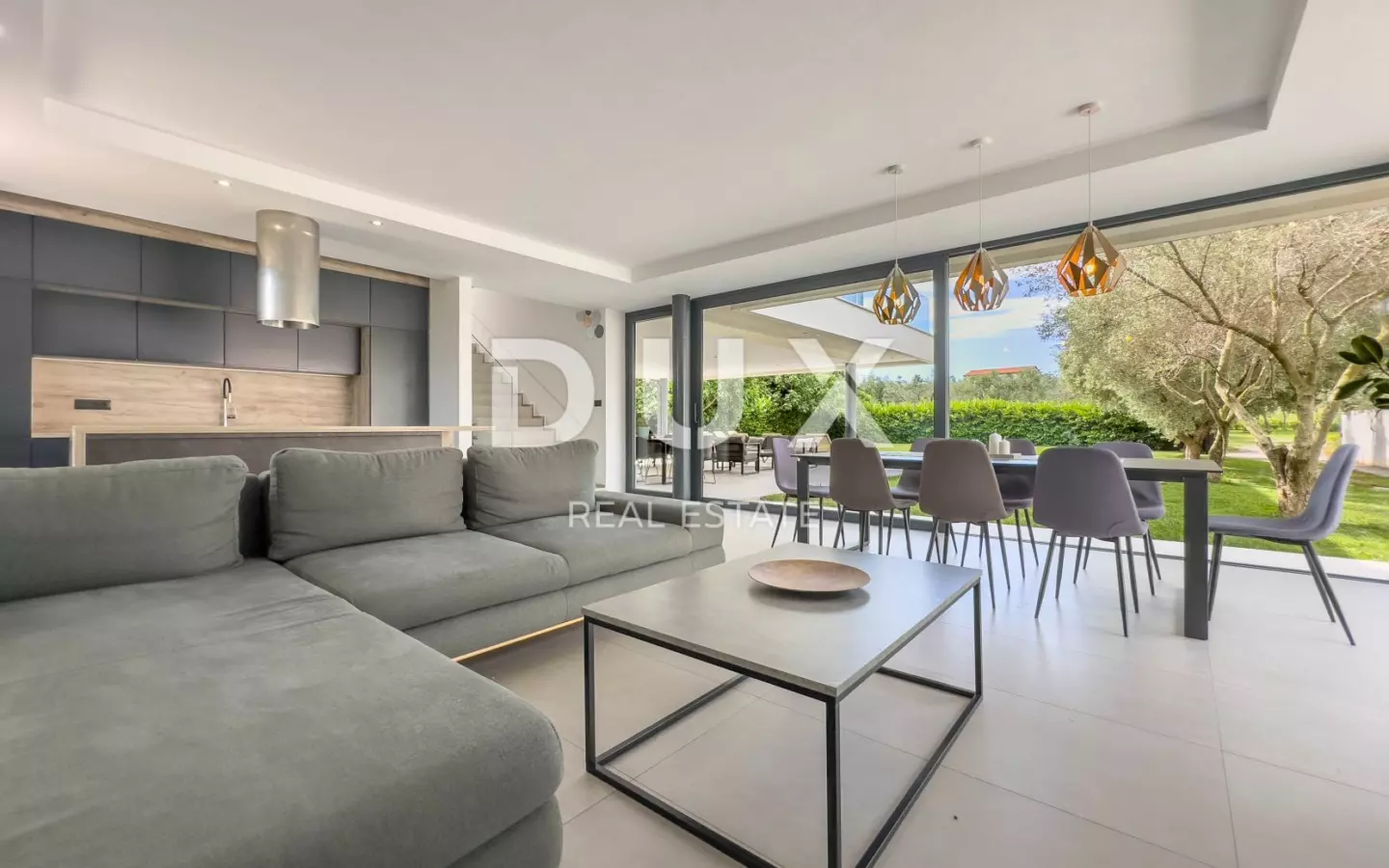 4-bedroom Villa In Peroj, Croatia (282,89 M²)