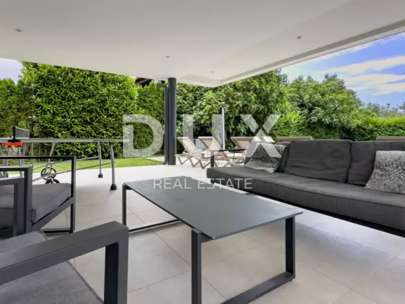 4-bedroom Villa In Peroj, Croatia (282,89 M²)