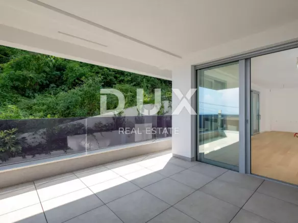 2-bedroom Apartment In Opatija – Centar, Croatia (100 M²)