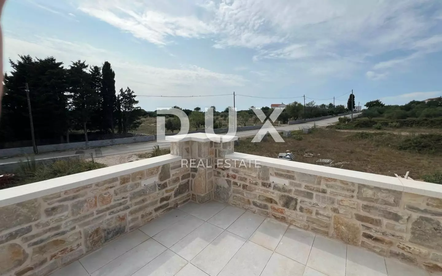 4-bedroom Villa In Vrsi, Croatia (165 M²)