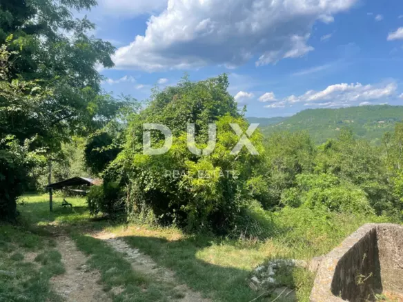 Land In Pićan, Croatia (870 M²)