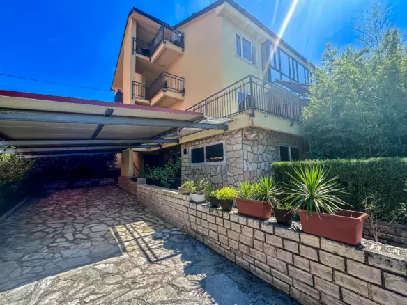 7-bedroom Villa In Kraljevica, Croatia (400 M²)